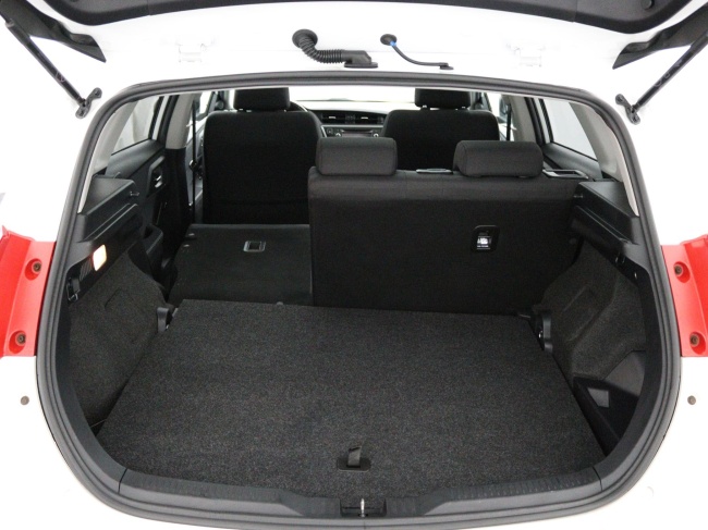 Toyota Auris - 1.8 Hybrid Lease