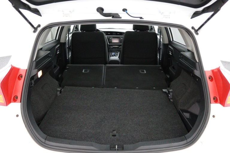 Toyota Auris - 1.8 Hybrid Lease 24