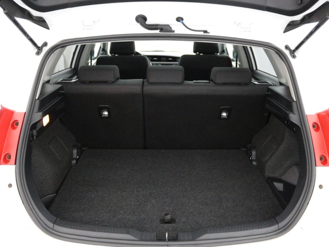 Toyota Auris - 1.8 Hybrid Lease