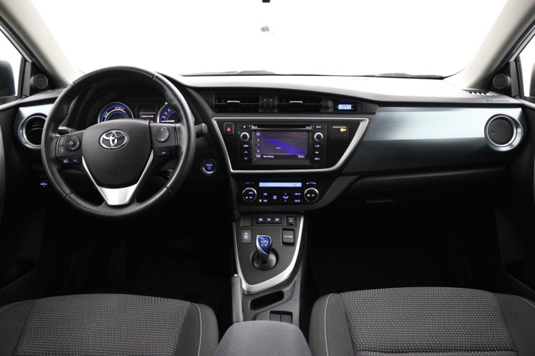 Toyota Auris - 1.8 Hybrid Lease 4