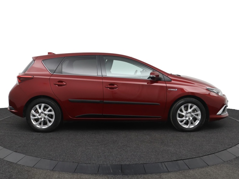Toyota Auris - 1.8 Hybrid Executive 13