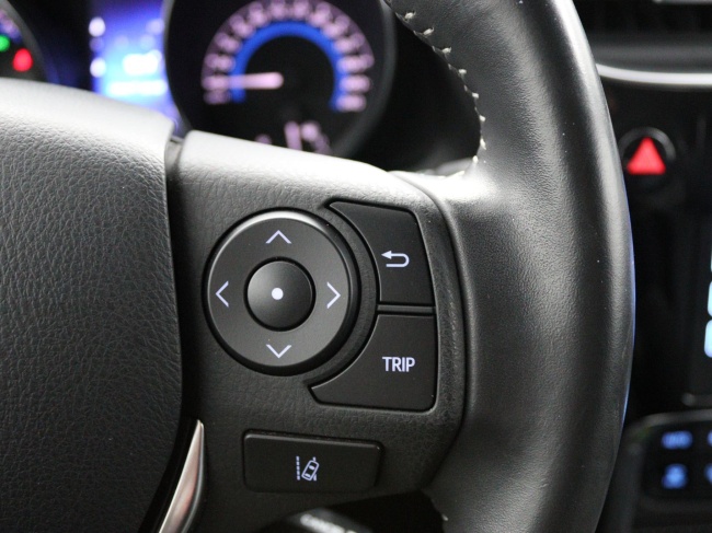 Toyota Auris - 1.8 Hybrid Executive