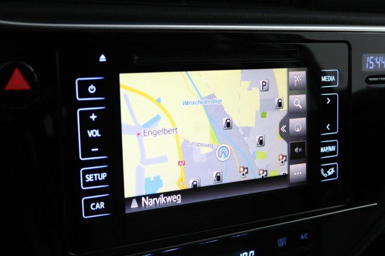 Toyota Auris - 1.8 Hybrid Executive 27