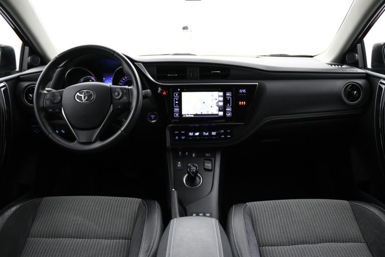 Toyota Auris - 1.8 Hybrid Executive 4