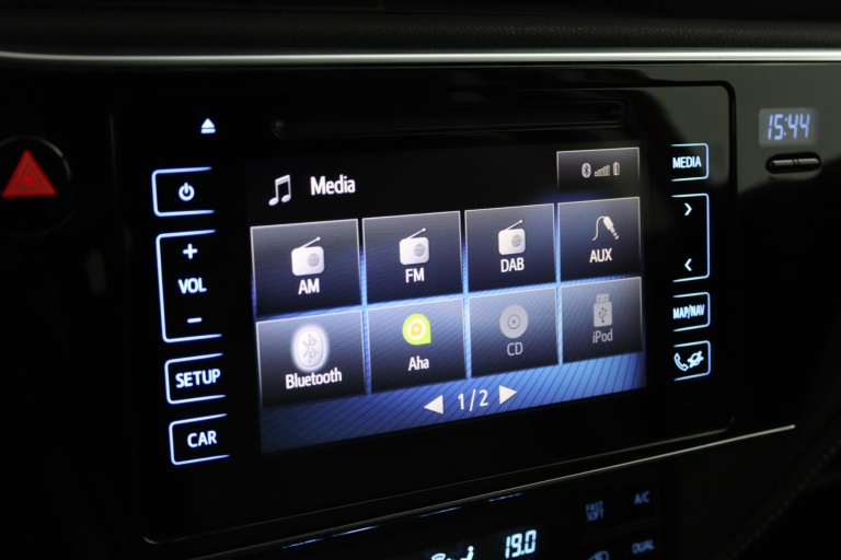 Toyota Auris - 1.8 Hybrid Executive 42