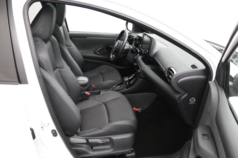 Toyota Yaris - 1.5 Hybrid Executive 22