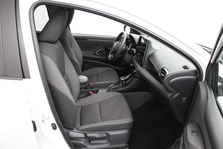 Toyota Yaris - 1.5 Hybrid 115 First Edition 22