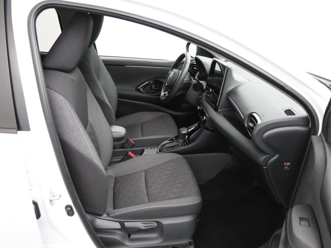 Toyota Yaris - 1.5 Hybrid 115 First Edition