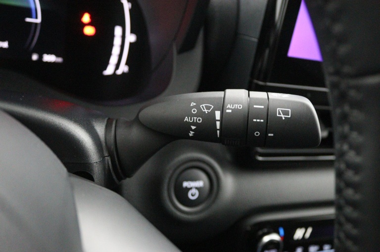 Toyota Yaris - 1.5 Hybrid 115 First Edition 31