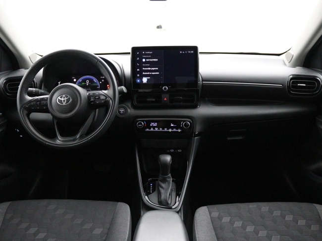 Toyota Yaris - 1.5 Hybrid 115 First Edition