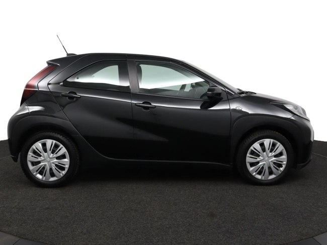 Toyota Aygo X - 1.0 VVT-i MT Play