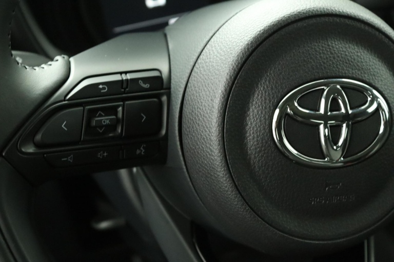 Toyota Aygo X - 1.0 VVT-i MT Play 19