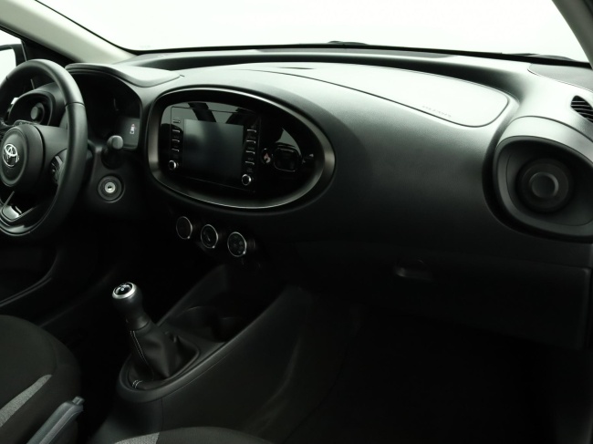 Toyota Aygo X - 1.0 VVT-i MT Play