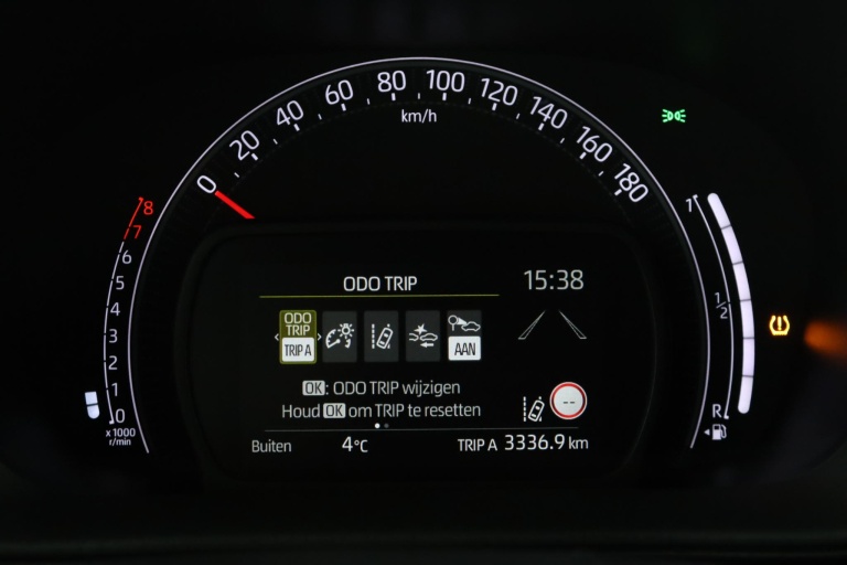 Toyota Aygo X - 1.0 VVT-i MT Play 49