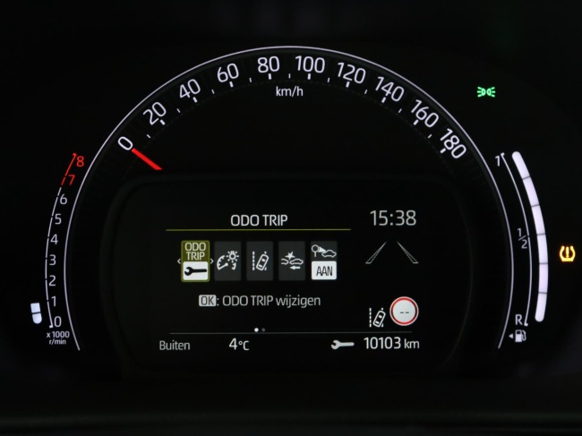 Toyota Aygo X - 1.0 VVT-i MT Play