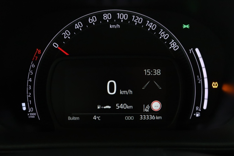 Toyota Aygo X - 1.0 VVT-i MT Play 6