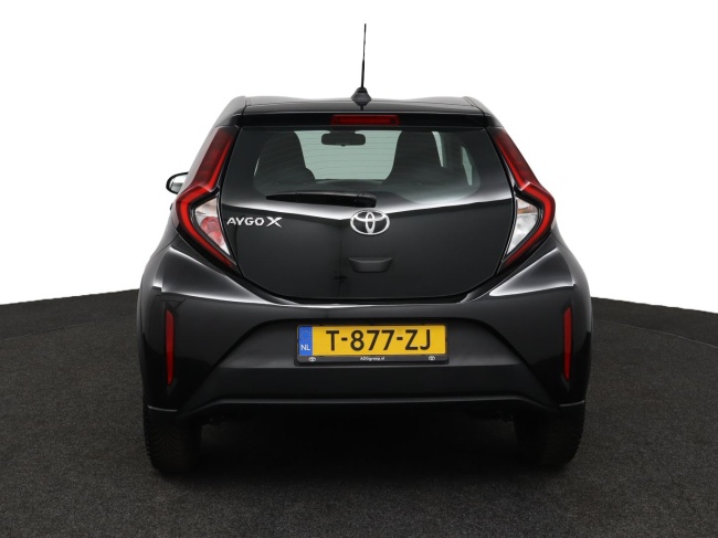 Toyota Aygo X - 1.0 VVT-i MT Play