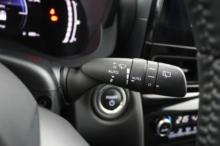 Toyota Yaris Cross - 1.5 Hybrid 115 First Edition 31