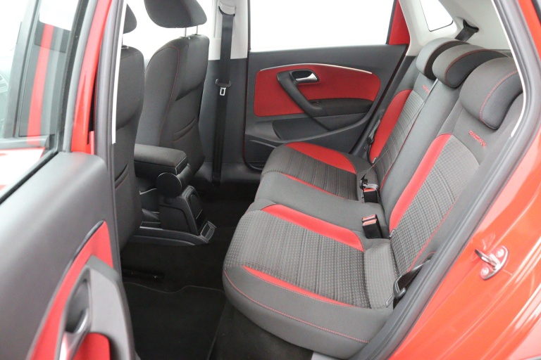 Volkswagen Polo - 1.2 TSI Highline 17