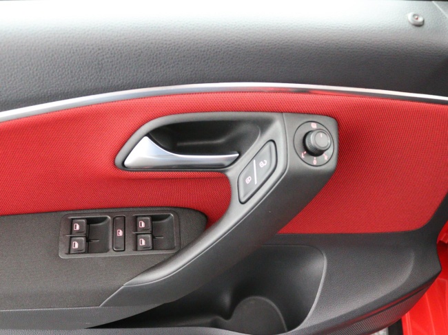 Volkswagen Polo - 1.2 TSI Highline