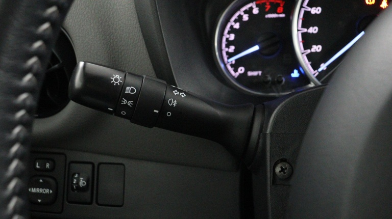 Toyota Yaris - 1.0 VVT-i Comfort 29