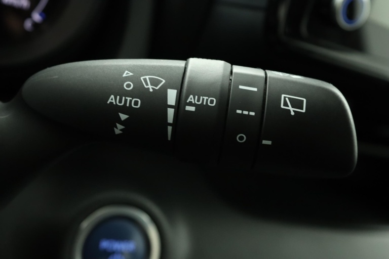 Toyota Yaris - 1.5 Hybrid Dynamic 30