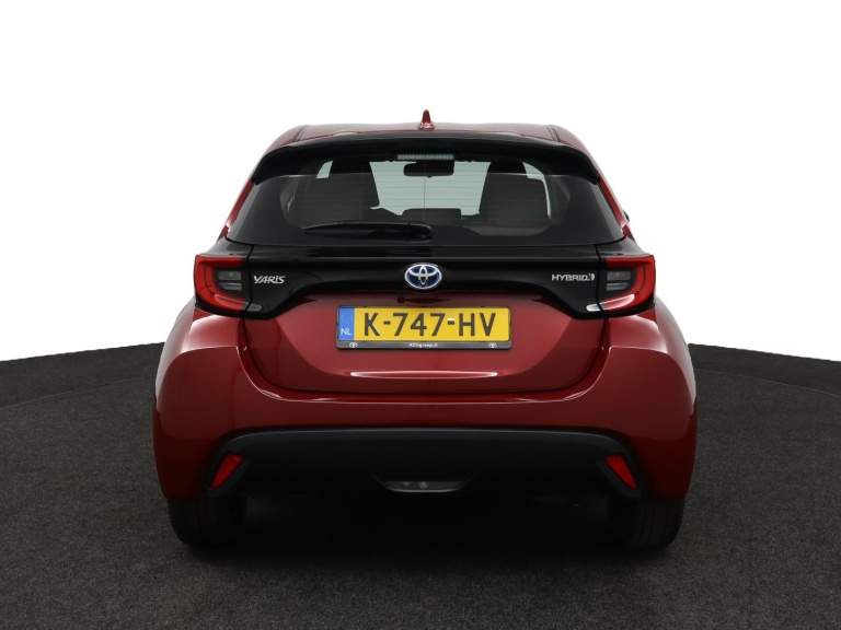 Toyota Yaris - 1.5 Hybrid Dynamic 69