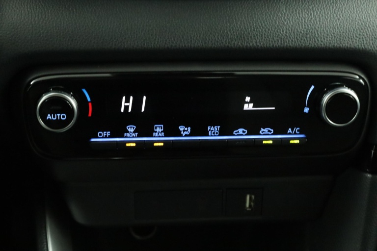 Toyota Yaris - 1.5 Hybrid Dynamic 7