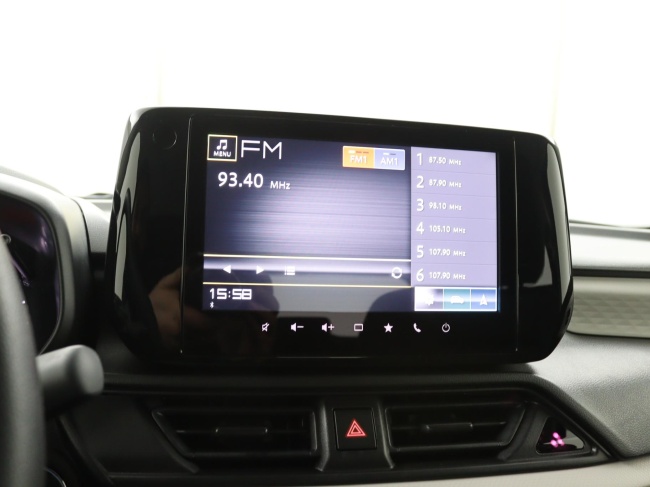 Suzuki Swift - 1.2 Comfort Smart Hybrid