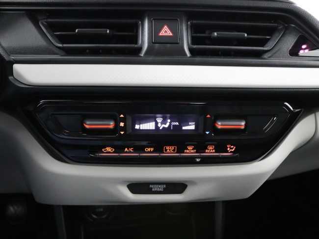 Suzuki Swift - 1.2 Comfort Smart Hybrid