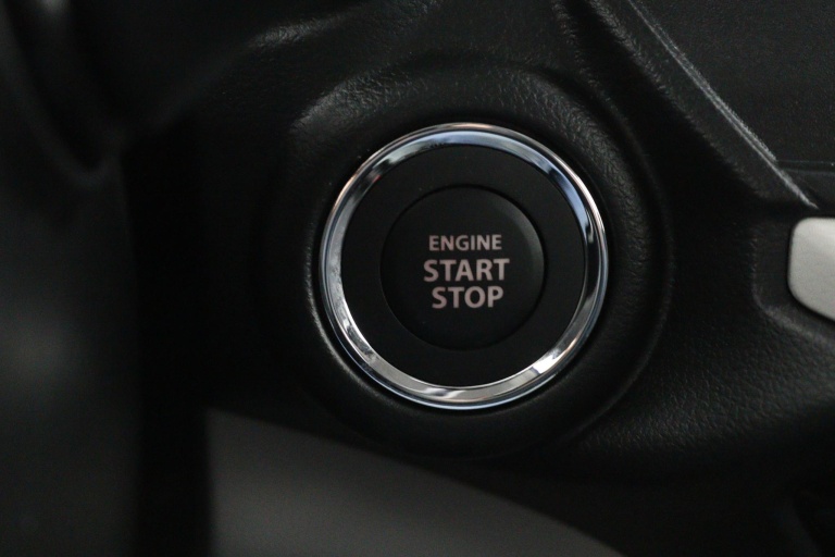 Suzuki Swift - 1.2 Comfort Smart Hybrid 20