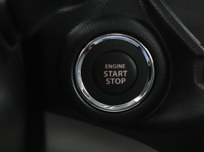 Suzuki Swift - 1.2 Comfort Smart Hybrid