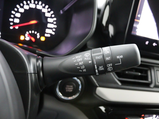 Suzuki Swift - 1.2 Comfort Smart Hybrid