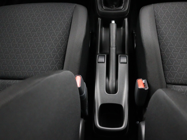 Suzuki Swift - 1.2 Comfort Smart Hybrid