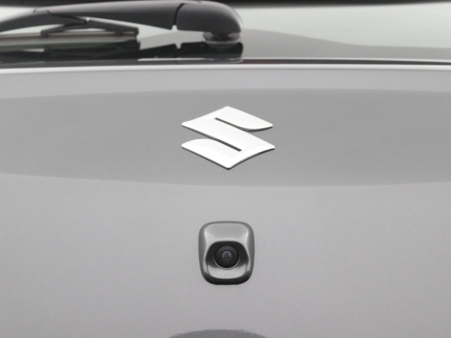 Suzuki Swift - 1.2 Comfort Smart Hybrid