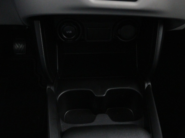 Suzuki Swift - 1.2 Comfort Smart Hybrid