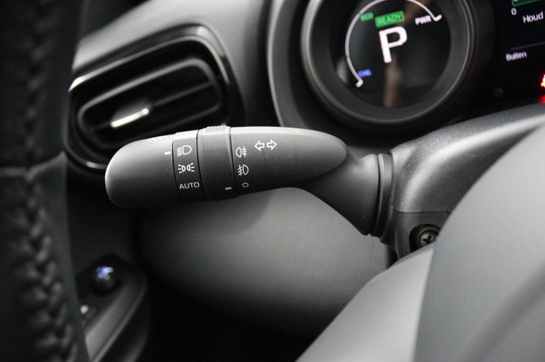 Toyota Yaris - 1.5 Hybrid Dynamic 30