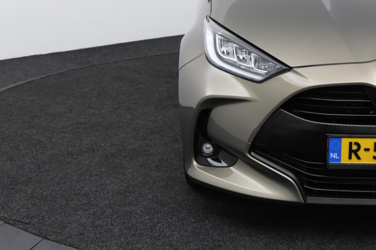 Toyota Yaris - 1.5 Hybrid Dynamic 35