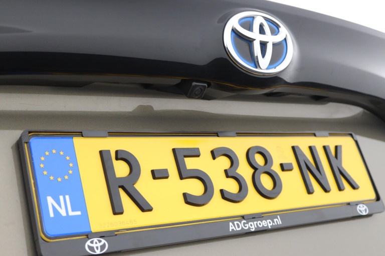 Toyota Yaris - 1.5 Hybrid Dynamic 37