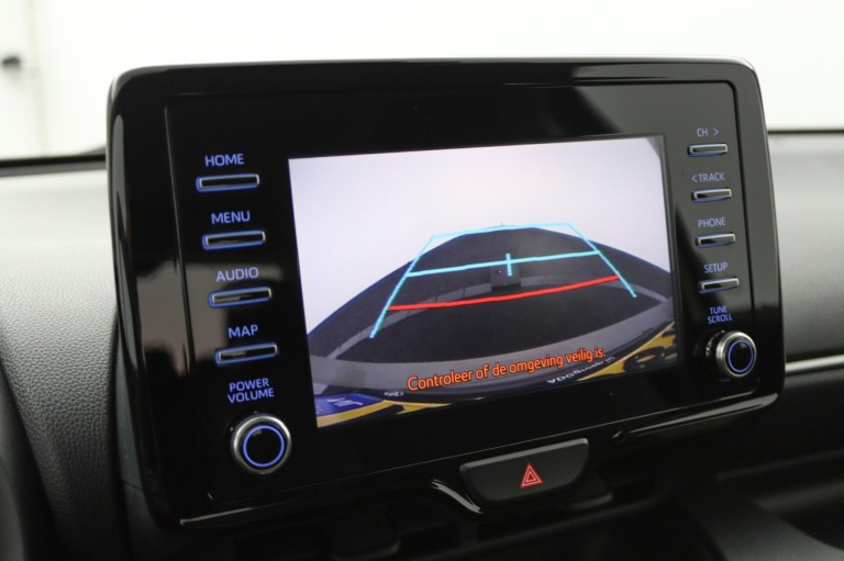 Toyota Yaris - 1.5 Hybrid Dynamic 9