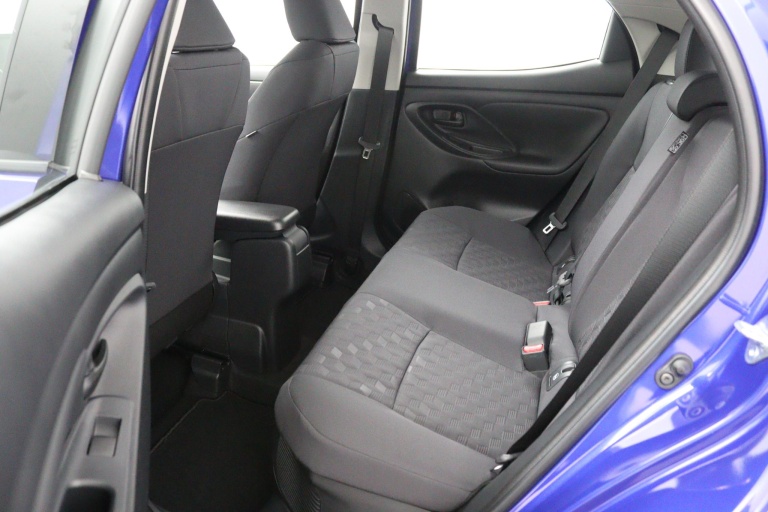 Toyota Yaris - 1.5 Hybrid 115 Comfort 12