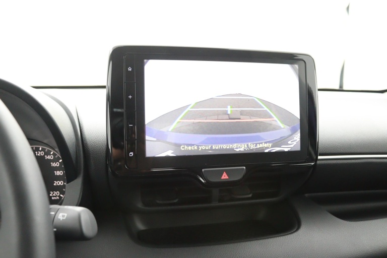 Toyota Yaris - 1.5 Hybrid 115 Comfort 14