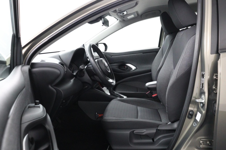 Toyota Yaris - 1.5 Hybrid Active 17