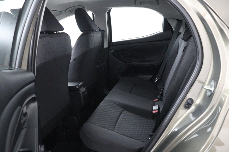 Toyota Yaris - 1.5 Hybrid Active 18