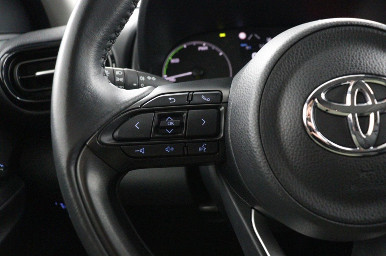 Toyota Yaris - 1.5 Hybrid Active 19