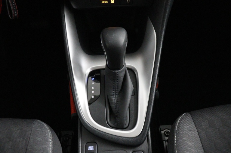 Toyota Yaris - 1.5 Hybrid Active 26