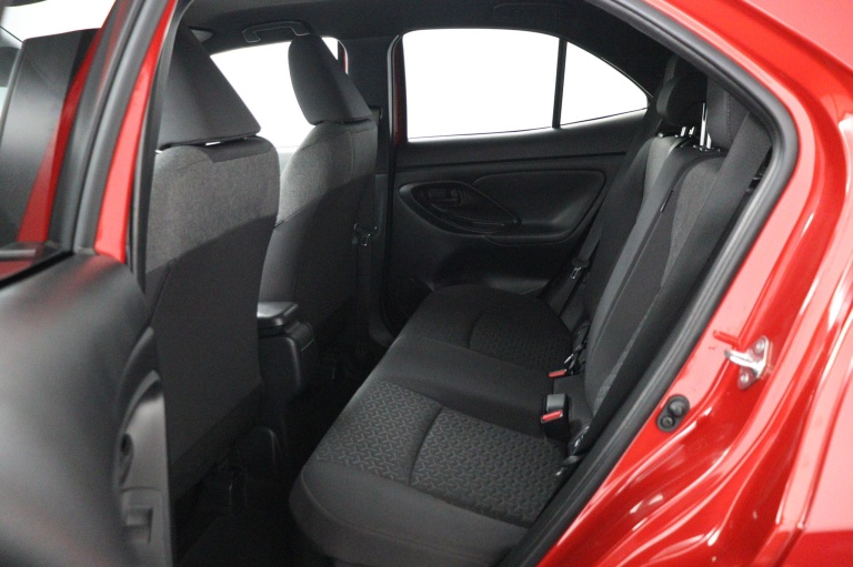 Toyota Yaris Cross - 1.5 Hybrid Dynamic 18