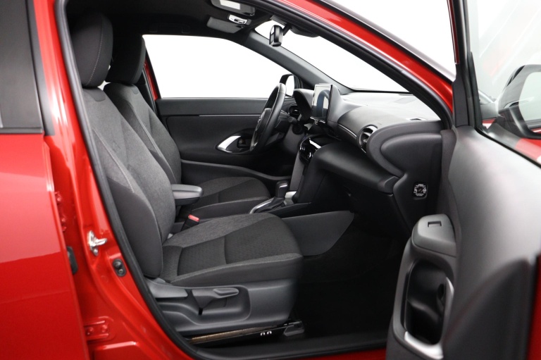 Toyota Yaris Cross - 1.5 Hybrid Dynamic 22