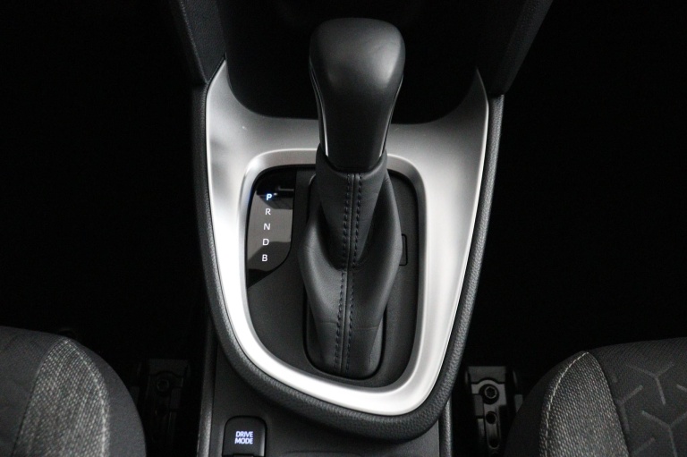 Toyota Yaris Cross - 1.5 Hybrid Dynamic 27