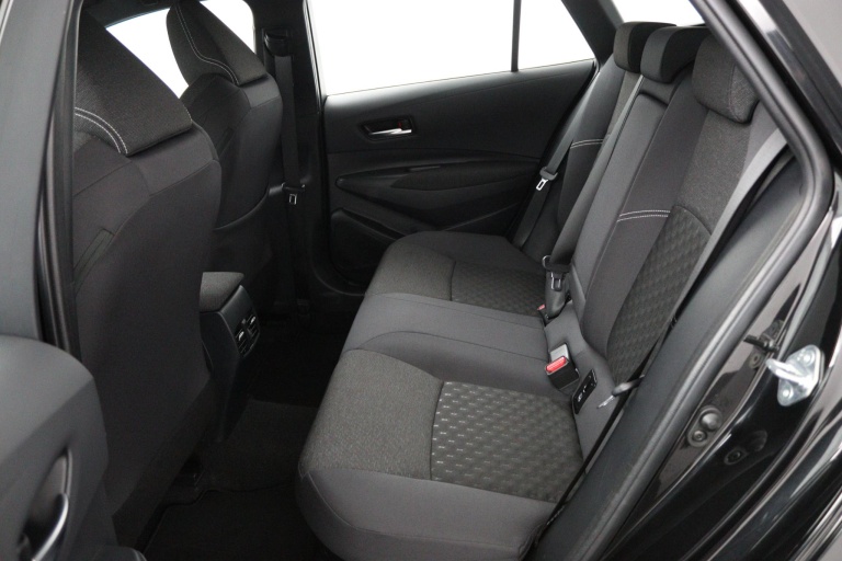 Toyota Corolla Touring Sports - Hybrid 140 18